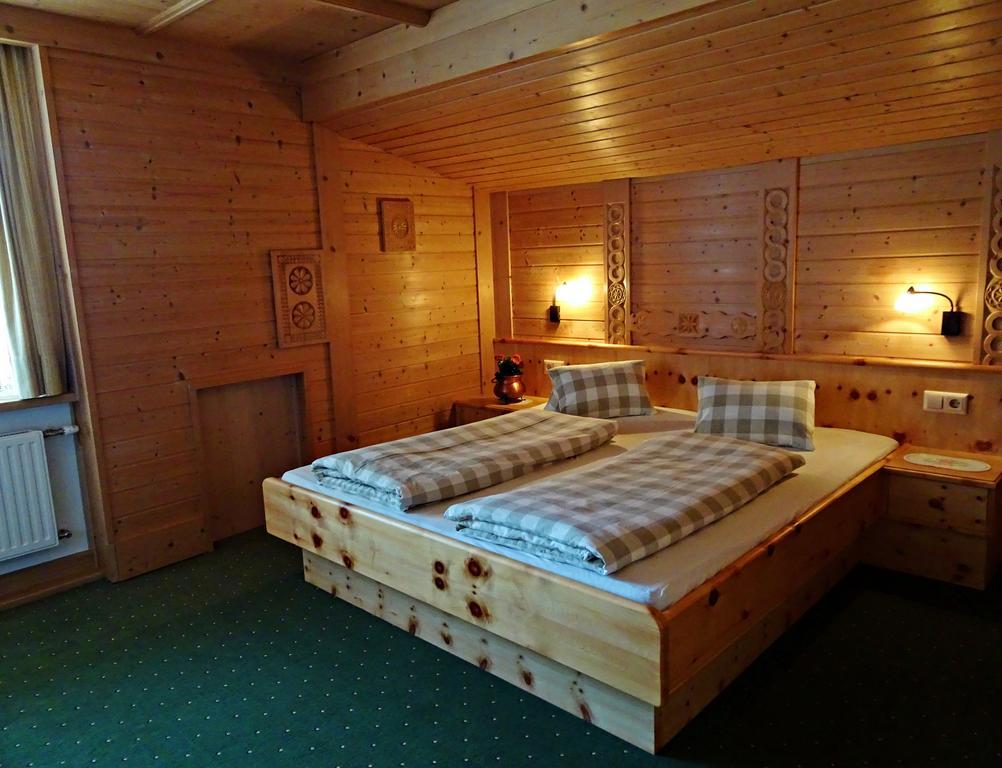 Отель Haus Christina Тринс Экстерьер фото